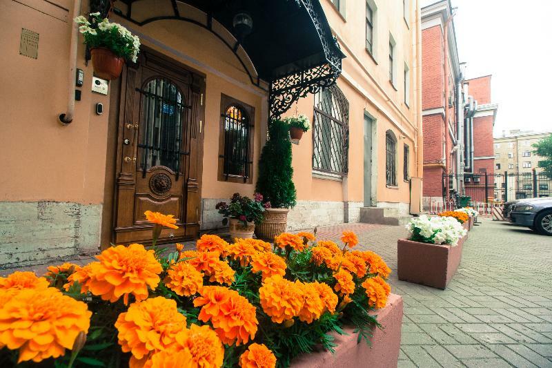 Galunov Hotel Sankt Petersborg Eksteriør billede